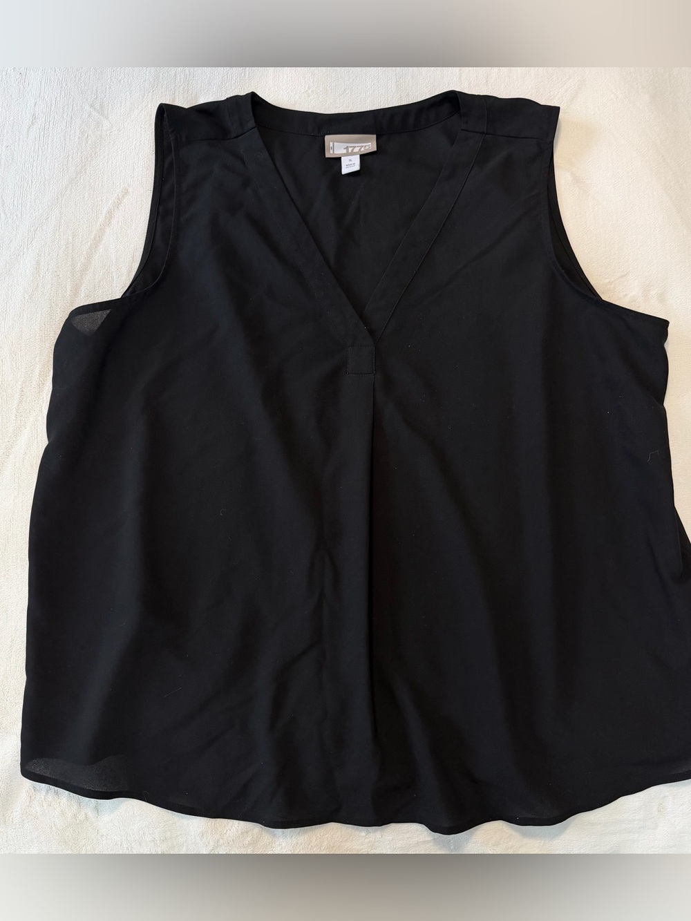 Sleeveless V-Neck Black Women's Top -